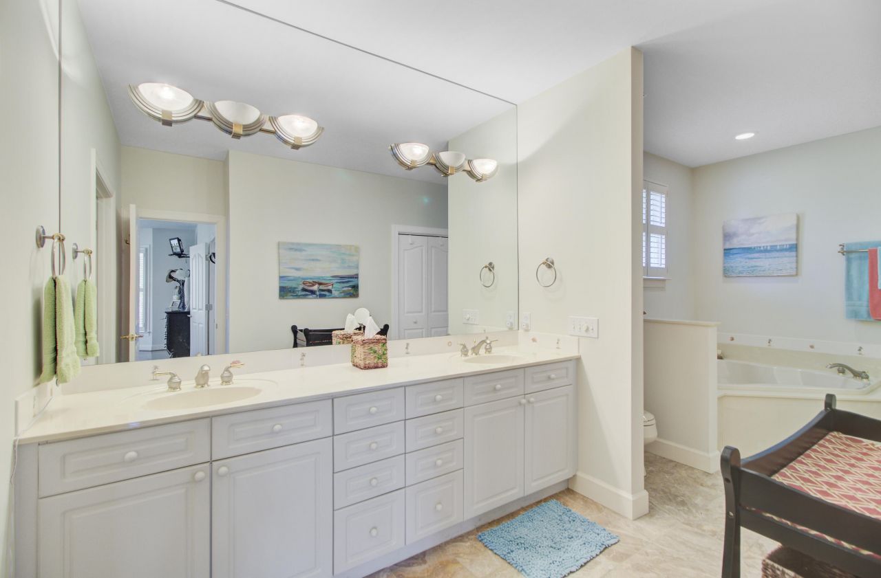 1647 Marsh Harbor Lane Photo 20