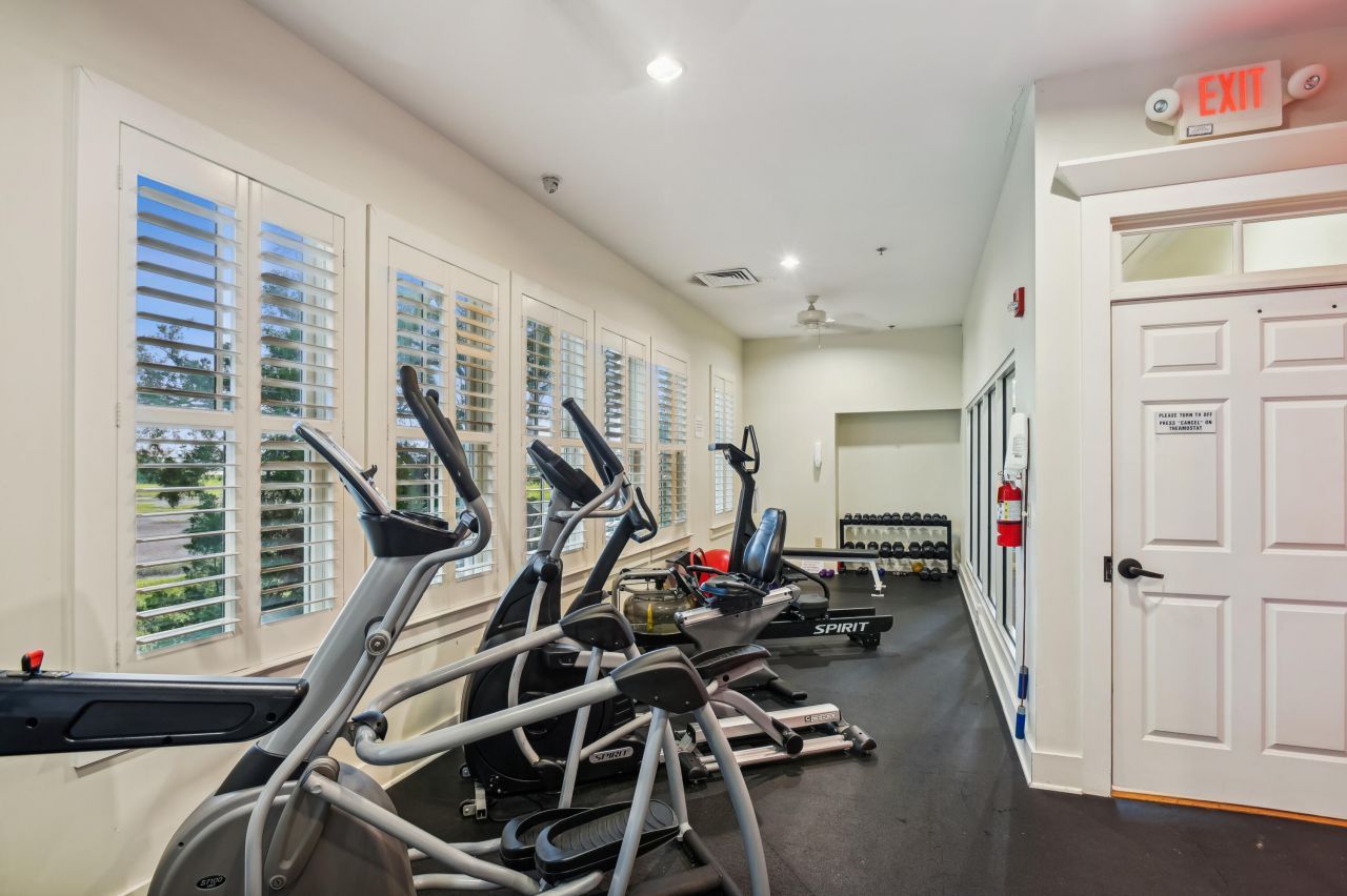 1647 Marsh Harbor Lane Photo 46