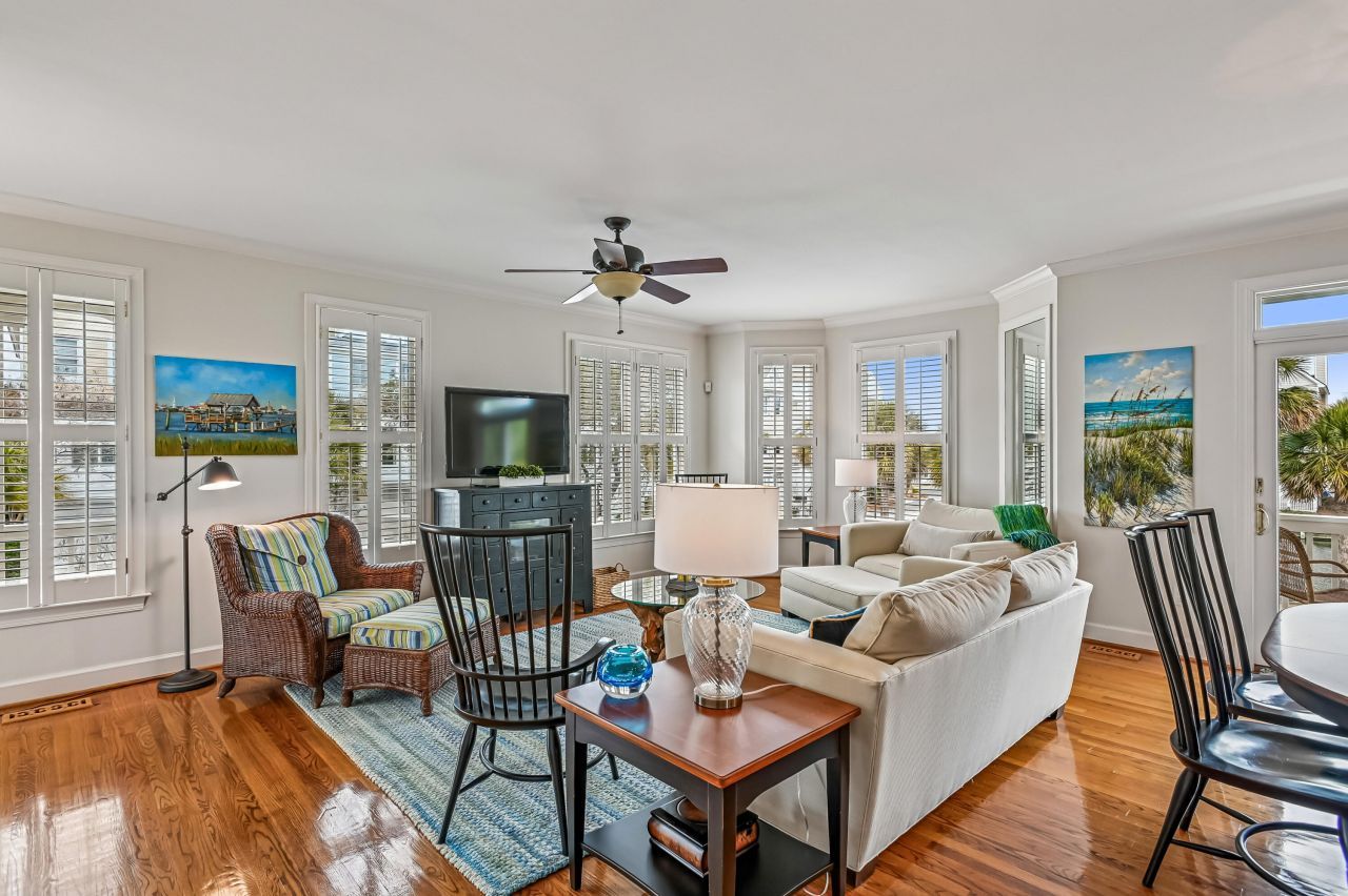 1647 Marsh Harbor Lane Photo 5