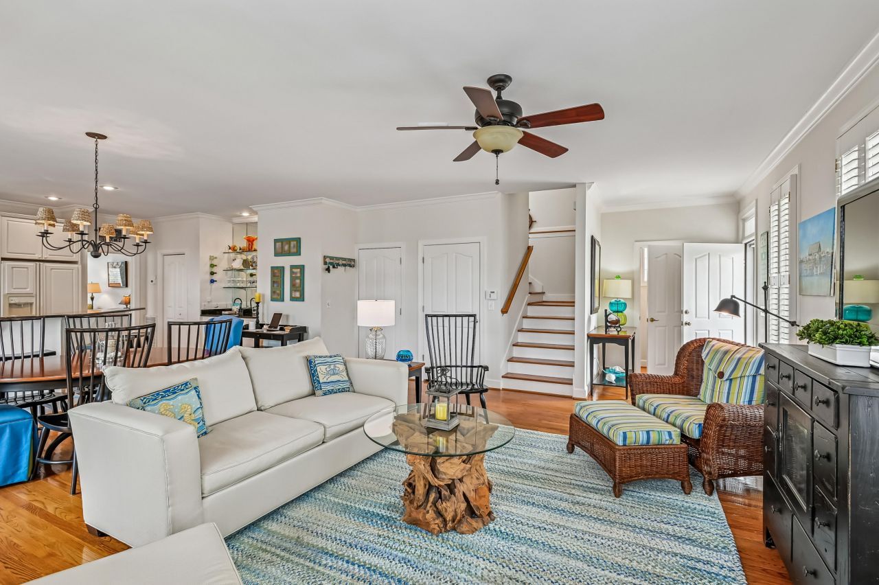 1647 Marsh Harbor Lane Photo 7