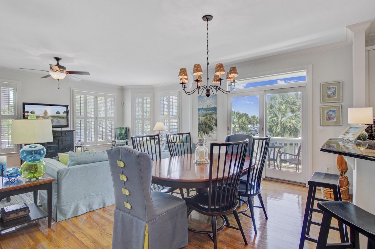 1647 Marsh Harbor Lane Photo 9