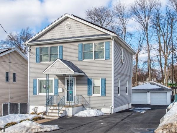 15 Rose Pl, Woodland Park, NJ 07424