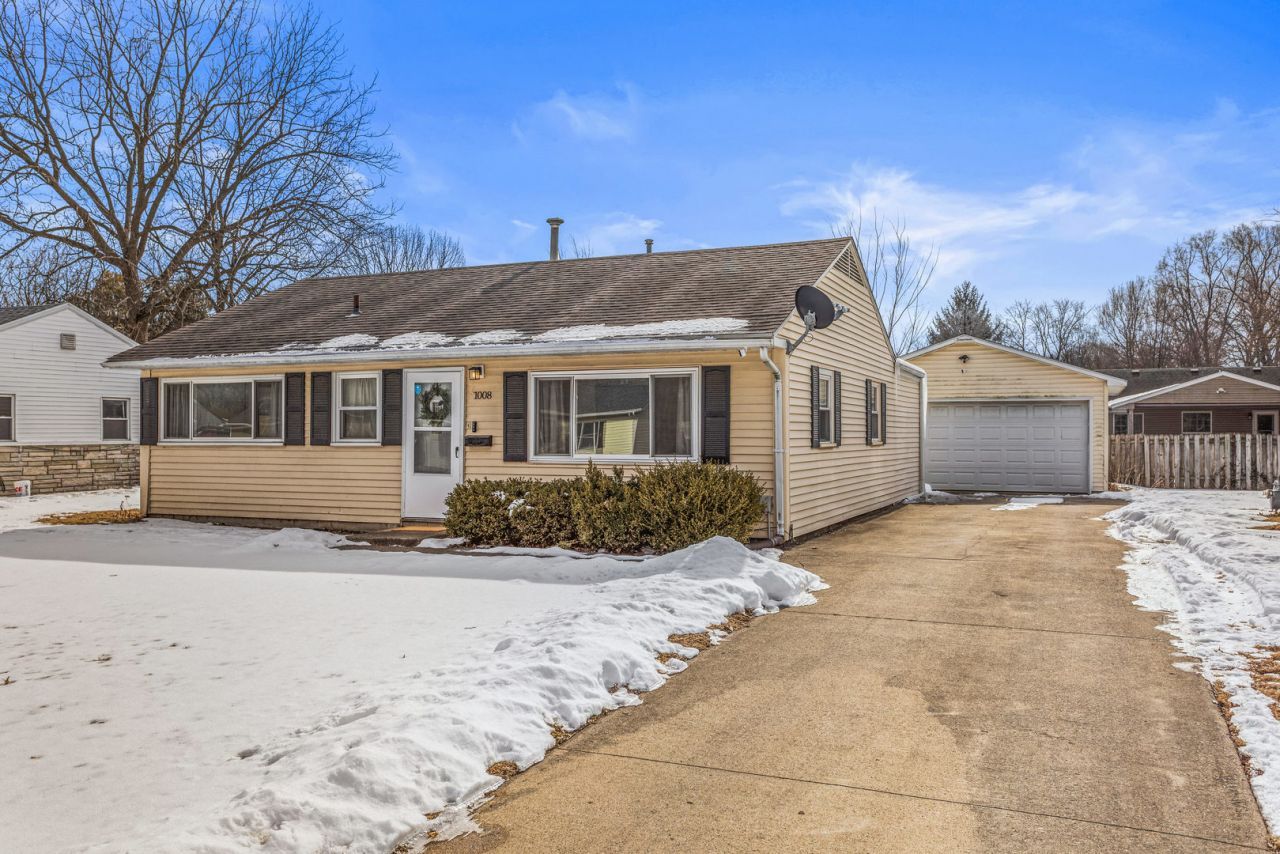 1008 Bel Aire Drive, Rantoul, IL 61866 Main Photo