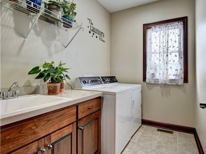 737 S Kohler Road, Orrville, OH 44667 Photo 31