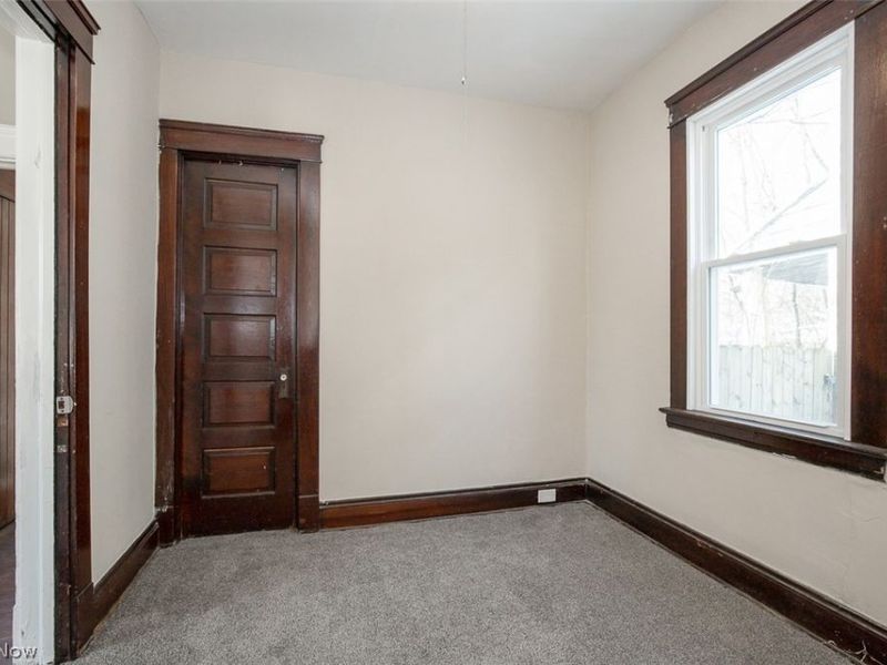 6914 Polonia Avenue, Cleveland, OH 44105 Photo 19