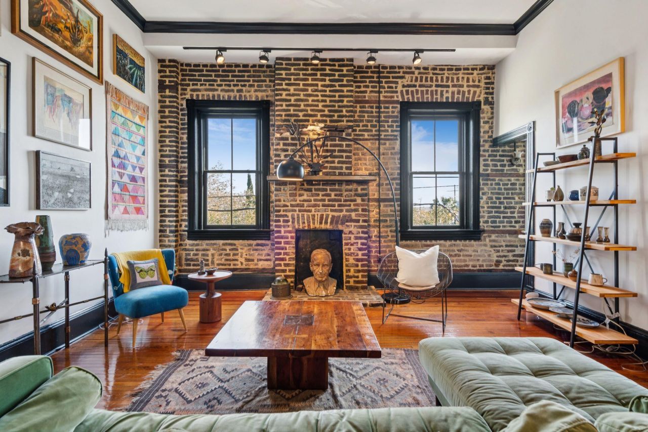 28 1/2 Hasell Street Photo 15