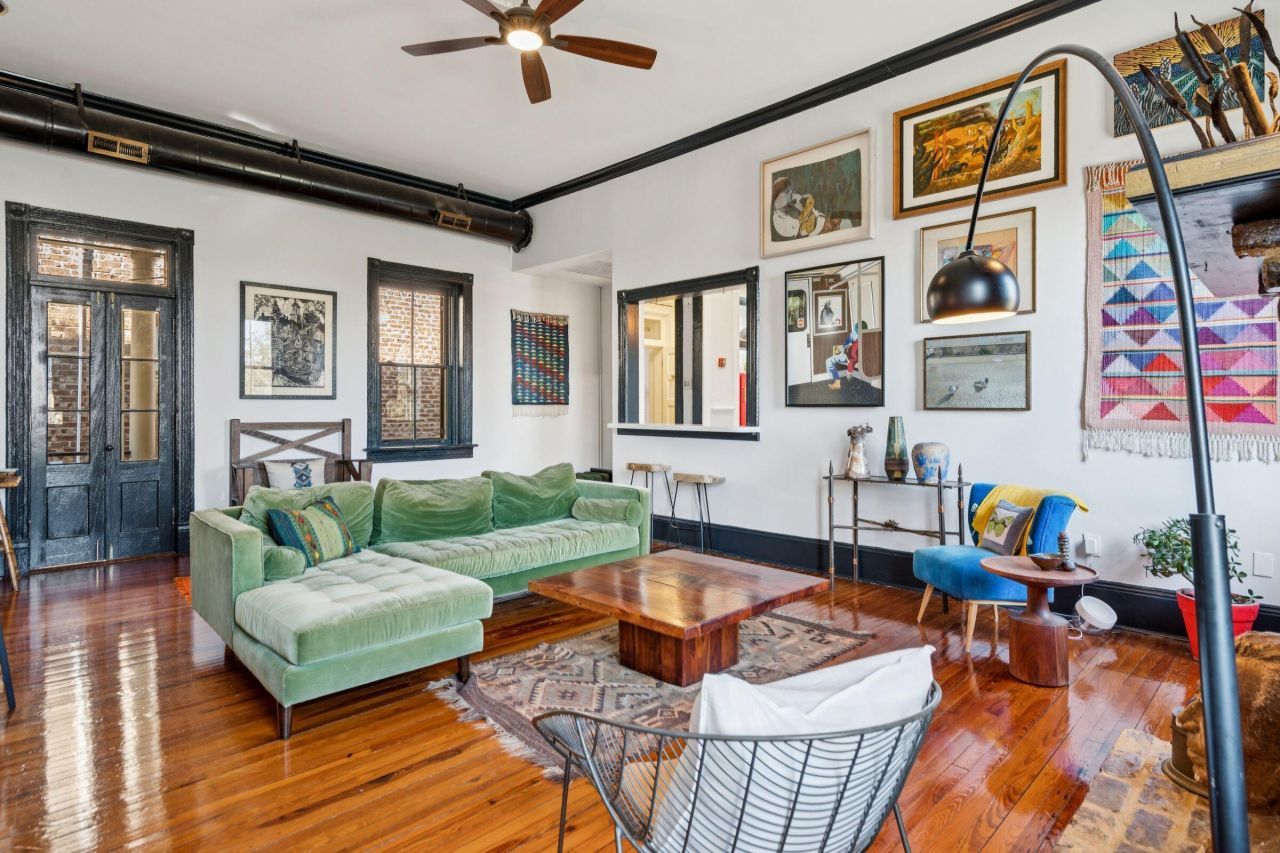 28 1/2 Hasell Street Photo 17