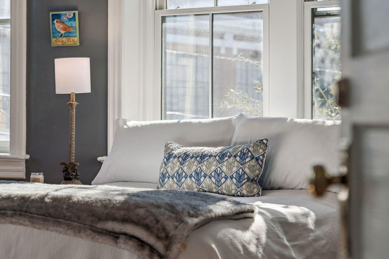 28 1/2 Hasell Street Photo 35