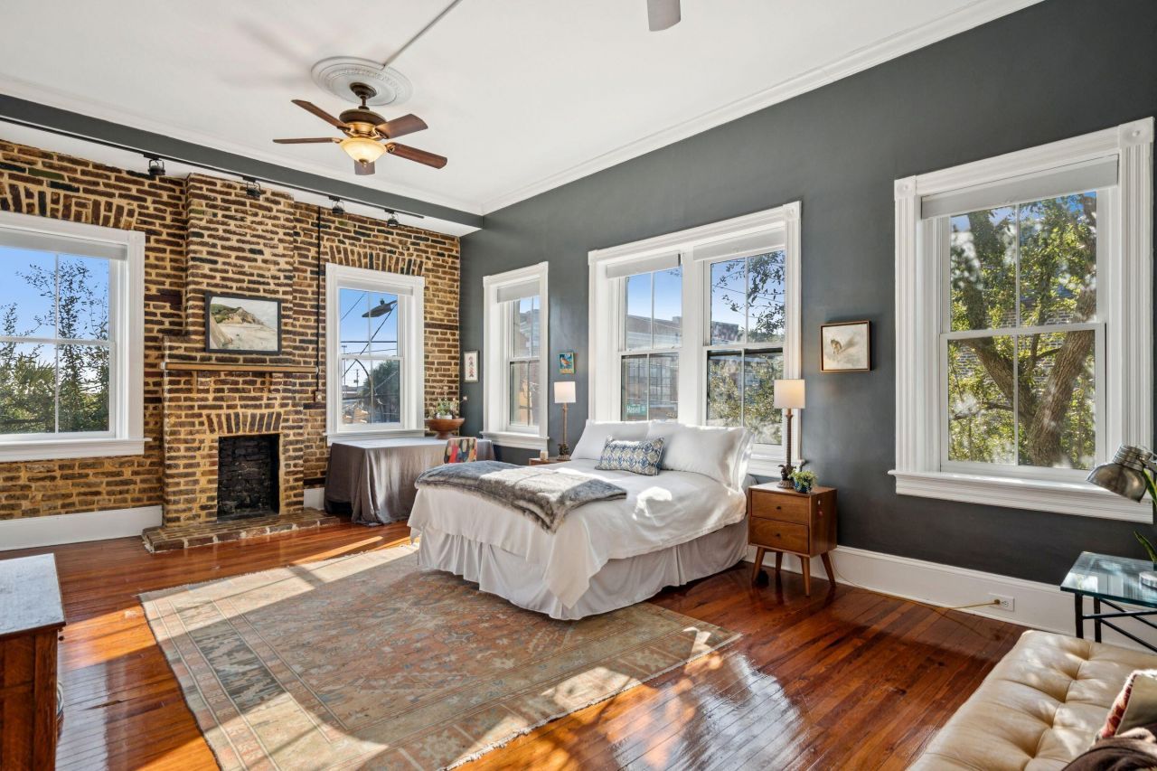 28 1/2 Hasell Street Photo 36