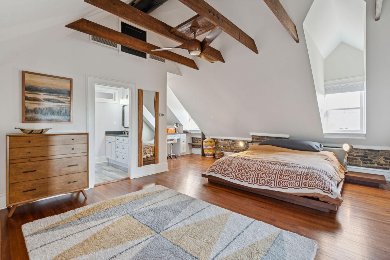 28 1/2 Hasell Street Photo 44