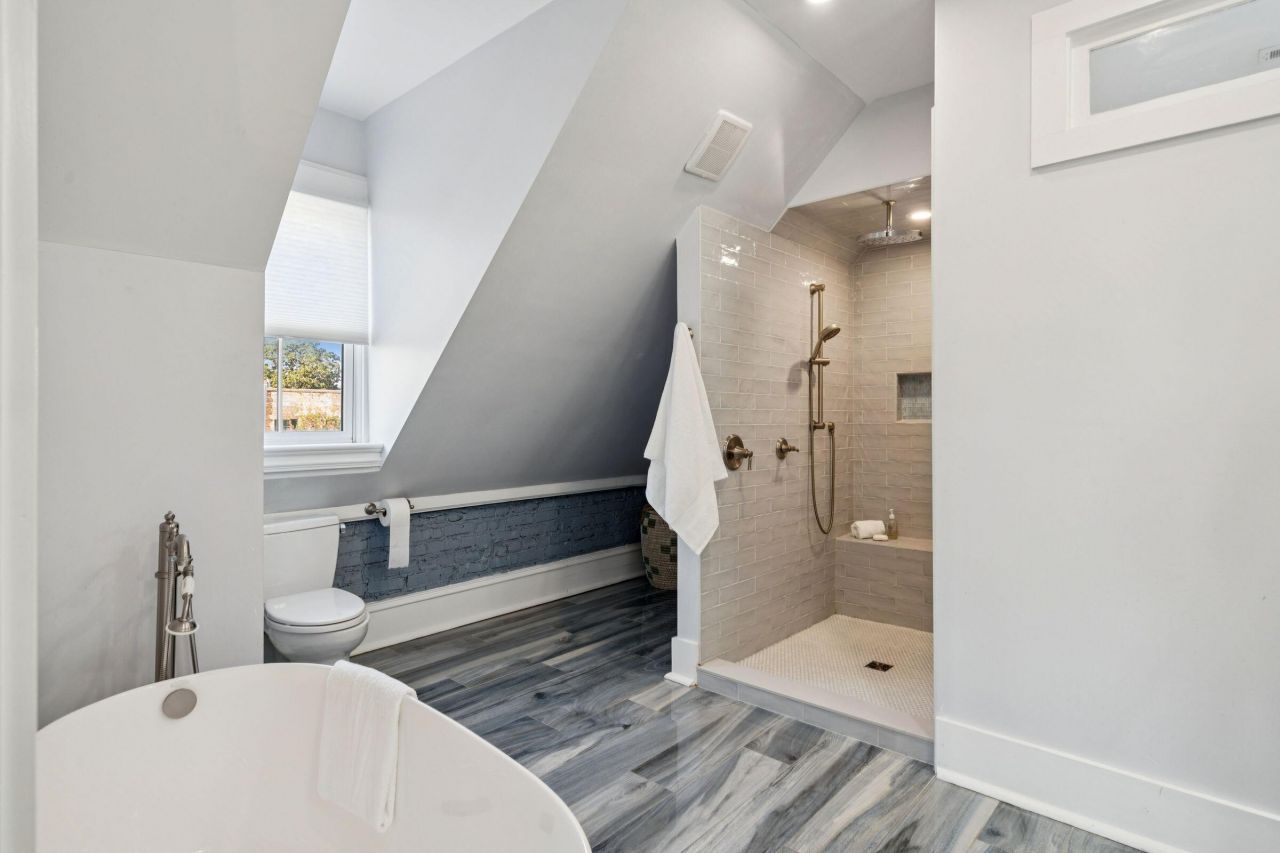 28 1/2 Hasell Street Photo 48