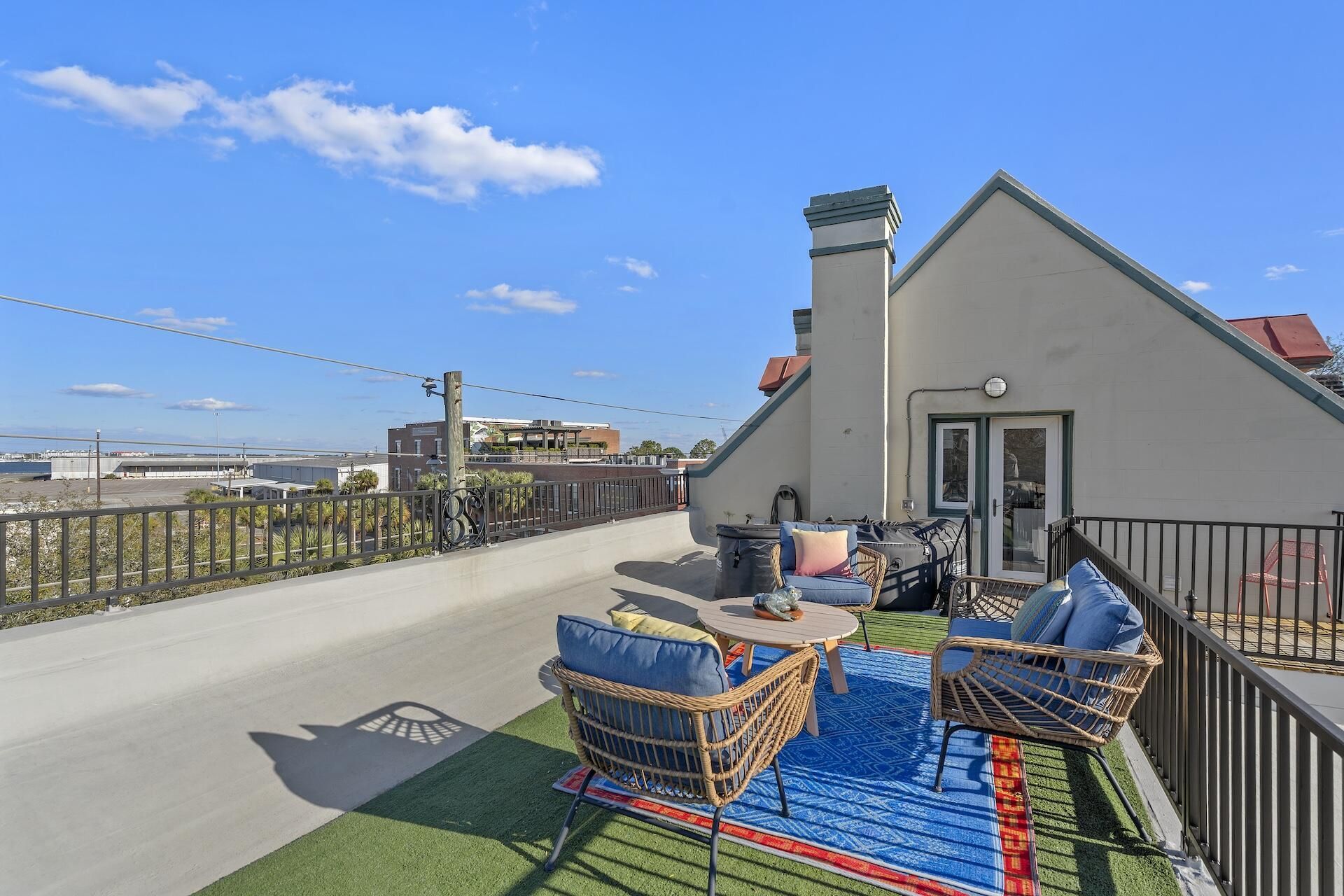 28 1/2 Hasell Street Photo 53