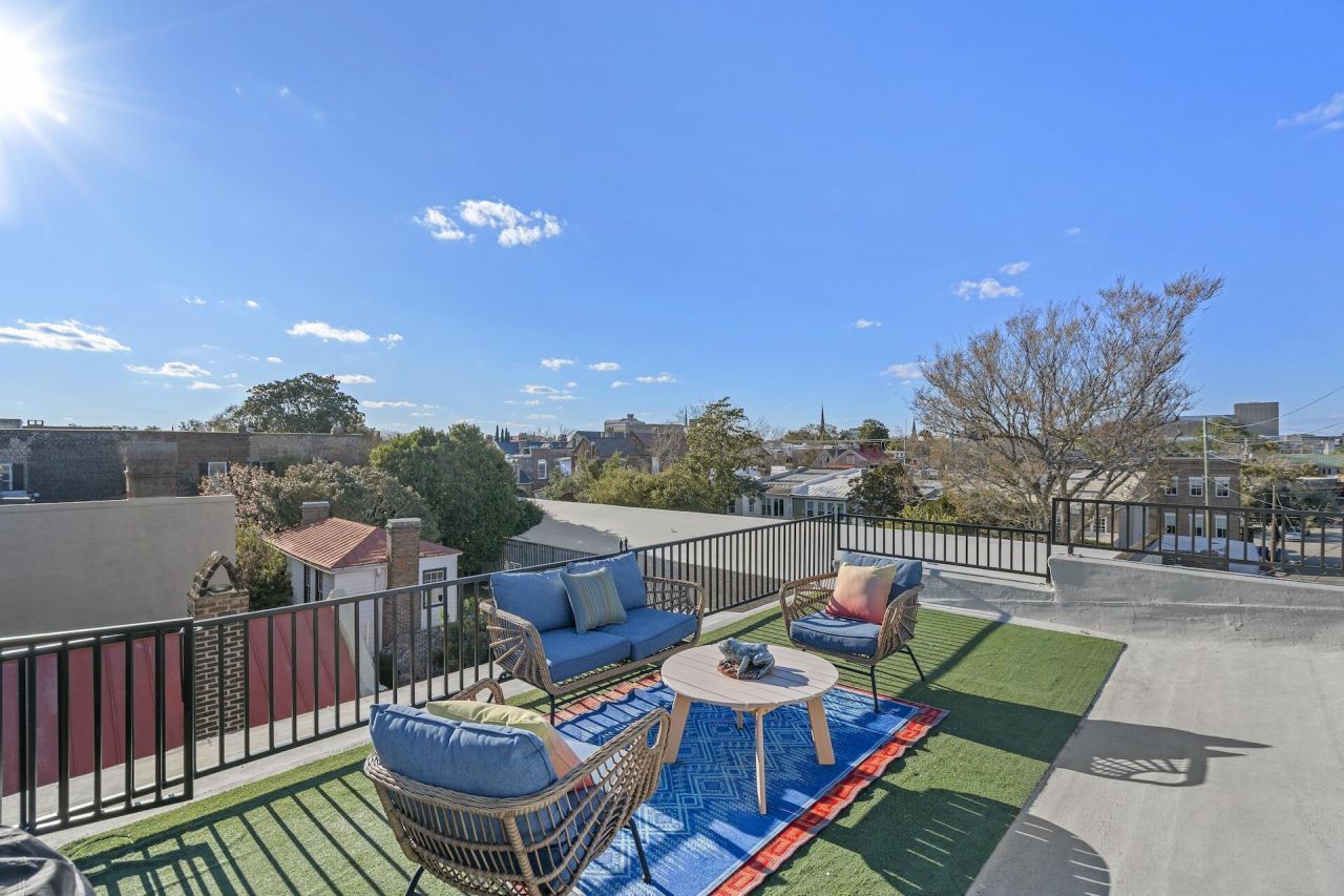 28 1/2 Hasell Street Photo 54