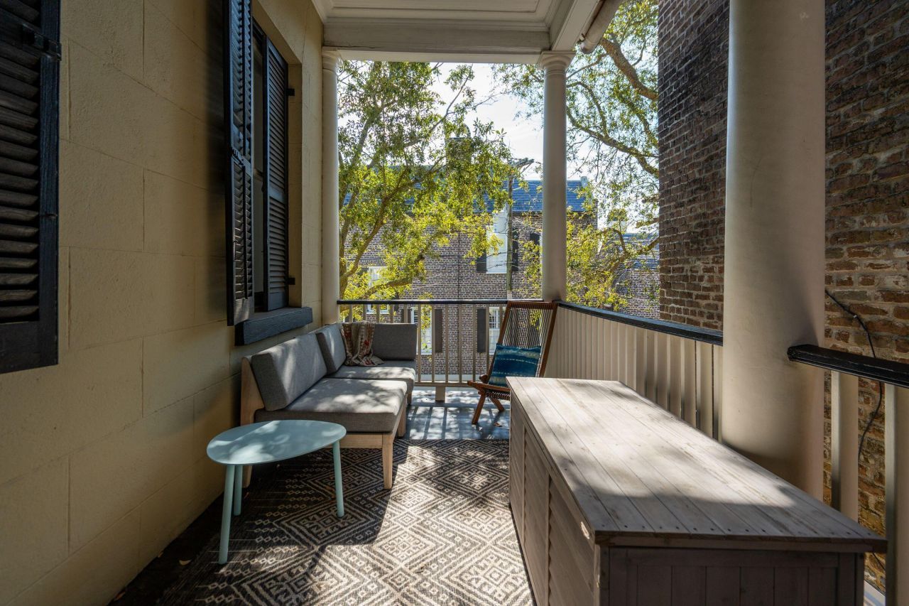 28 1/2 Hasell Street Photo 7