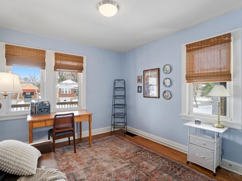 1945 Lawn Avenue, Cincinnati, OH 45237 Photo 13