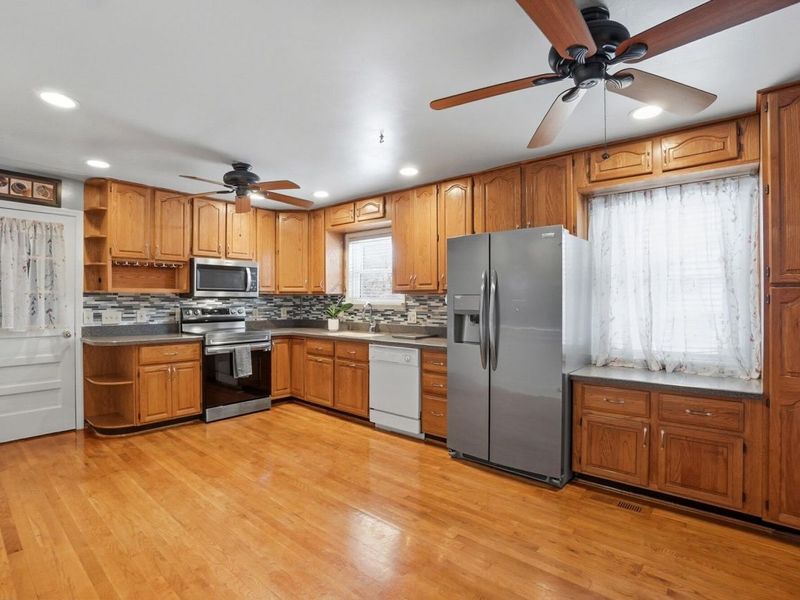 728 Meadow View Drive, Villa Hills, KY 41017 Photo 8