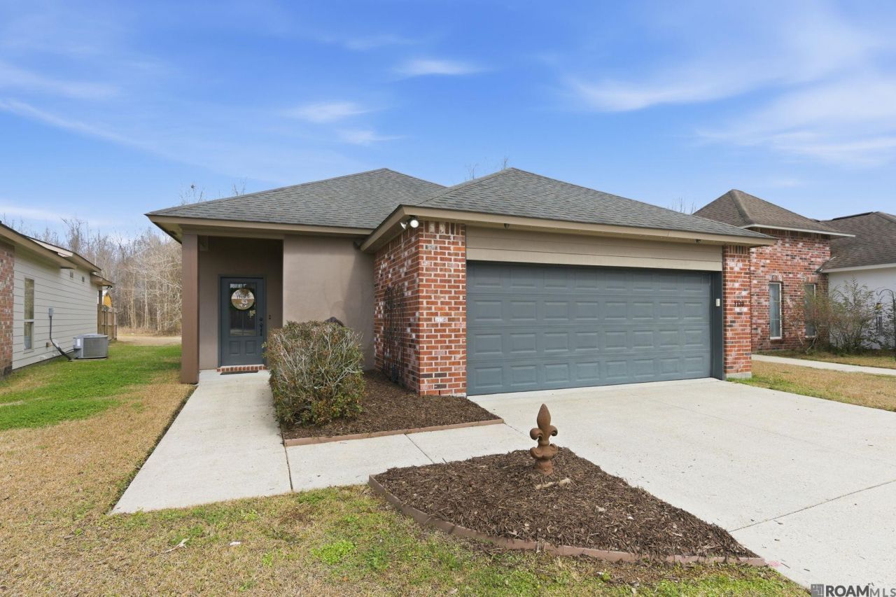 1130 Madrid Ave, Saint Gabriel, LA 70776 Main Photo