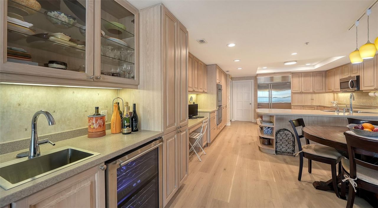 2450 Harbourside Drive, Unit 234, Longboat Key, FL 34228 Photo