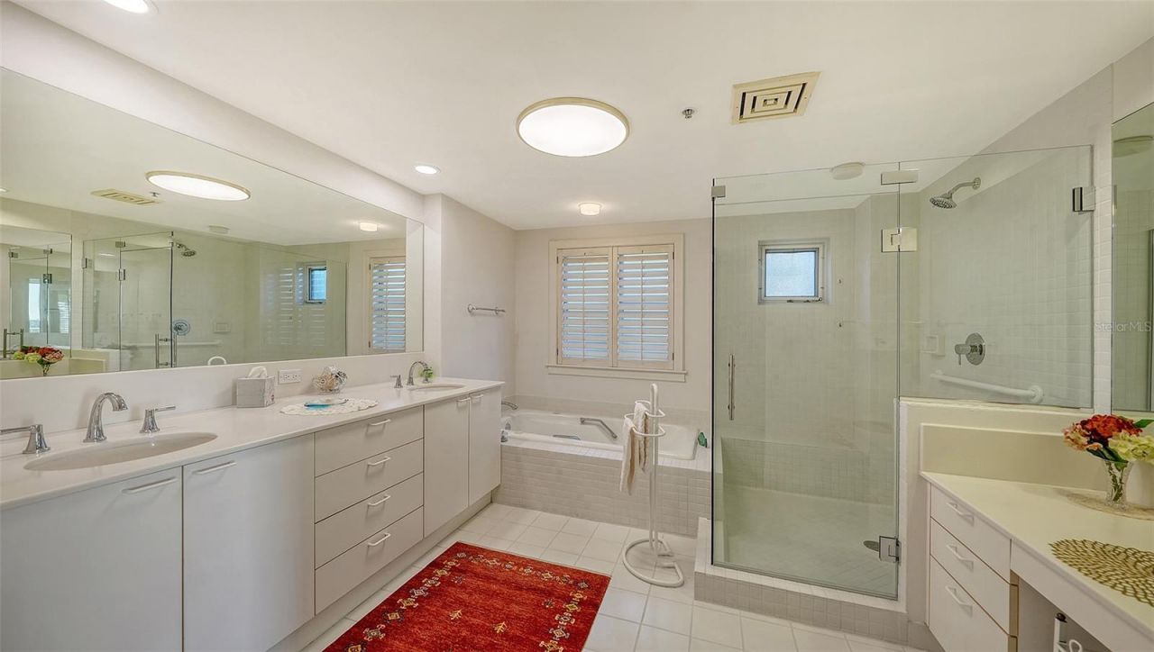 2450 Harbourside Drive, Unit 234, Longboat Key, FL 34228 Photo