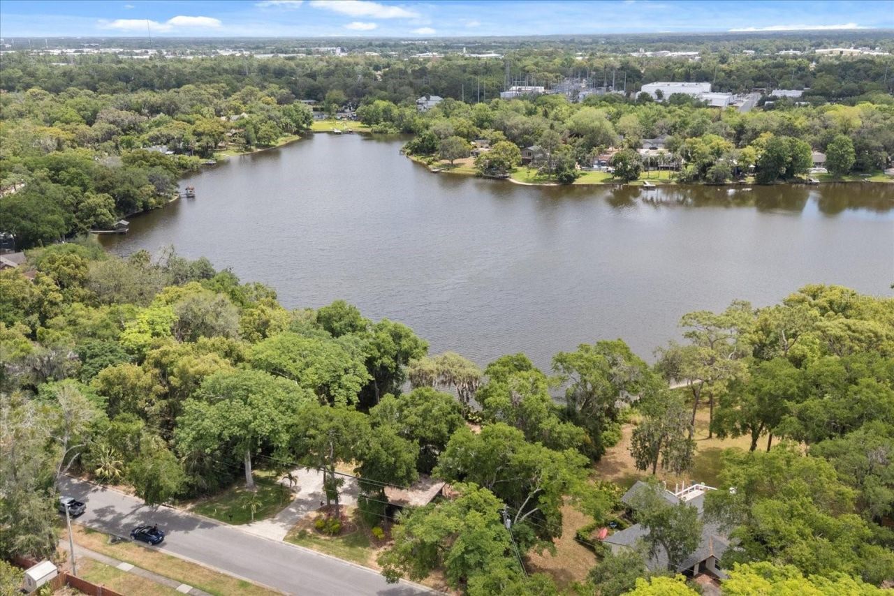 613 Lake Avenue, Altamonte Springs, FL 32701 Photo