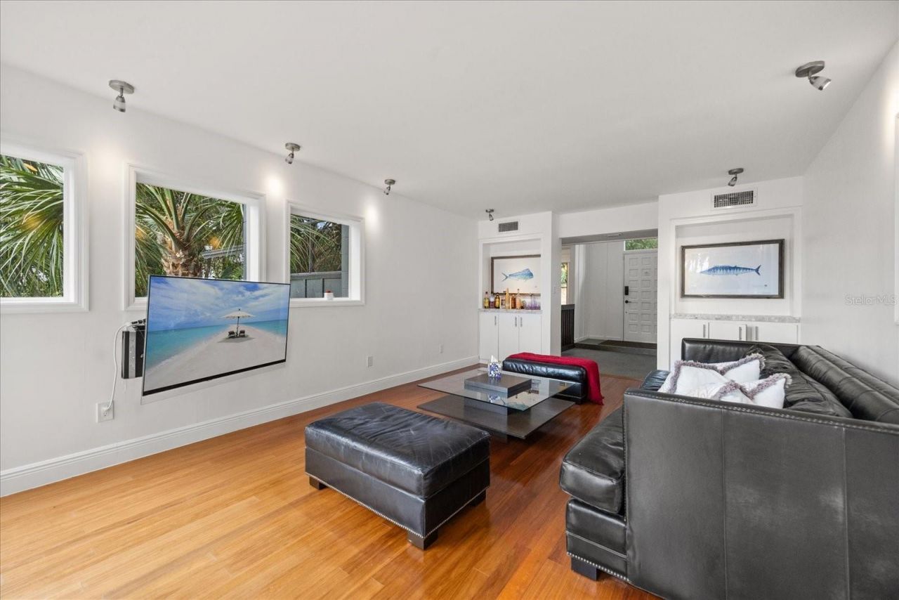 613 Lake Avenue, Altamonte Springs, FL 32701 Photo