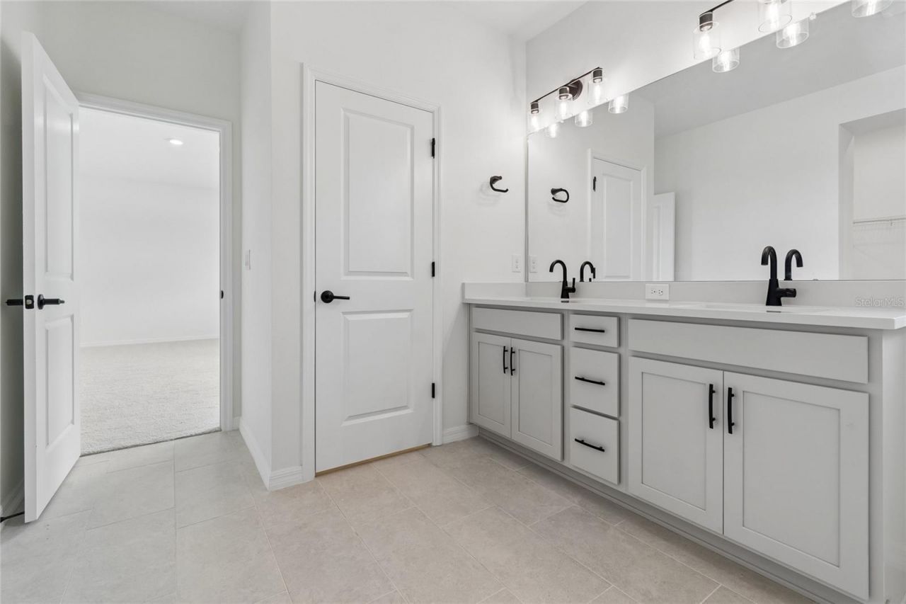 622 Kingswood Court, Bradenton, FL 34212 Photo