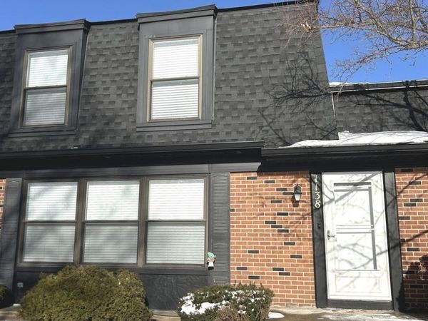 1138 Inverrary Lane, Deerfield, IL 60015