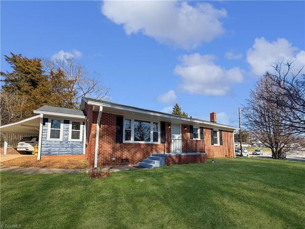 902 Welborn Avenue , Wilkesboro, NC 28697