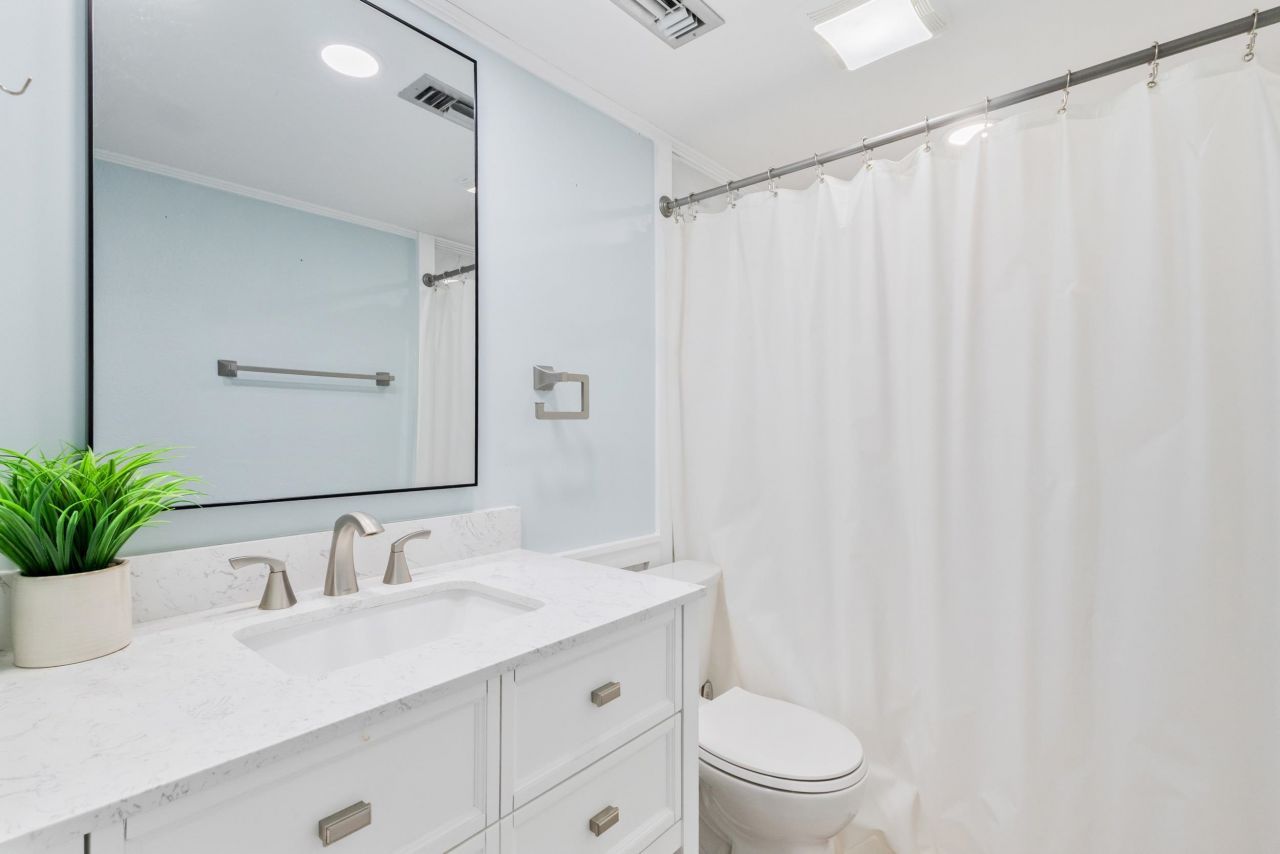 1012 N Waccamaw Dr.  Photo 18