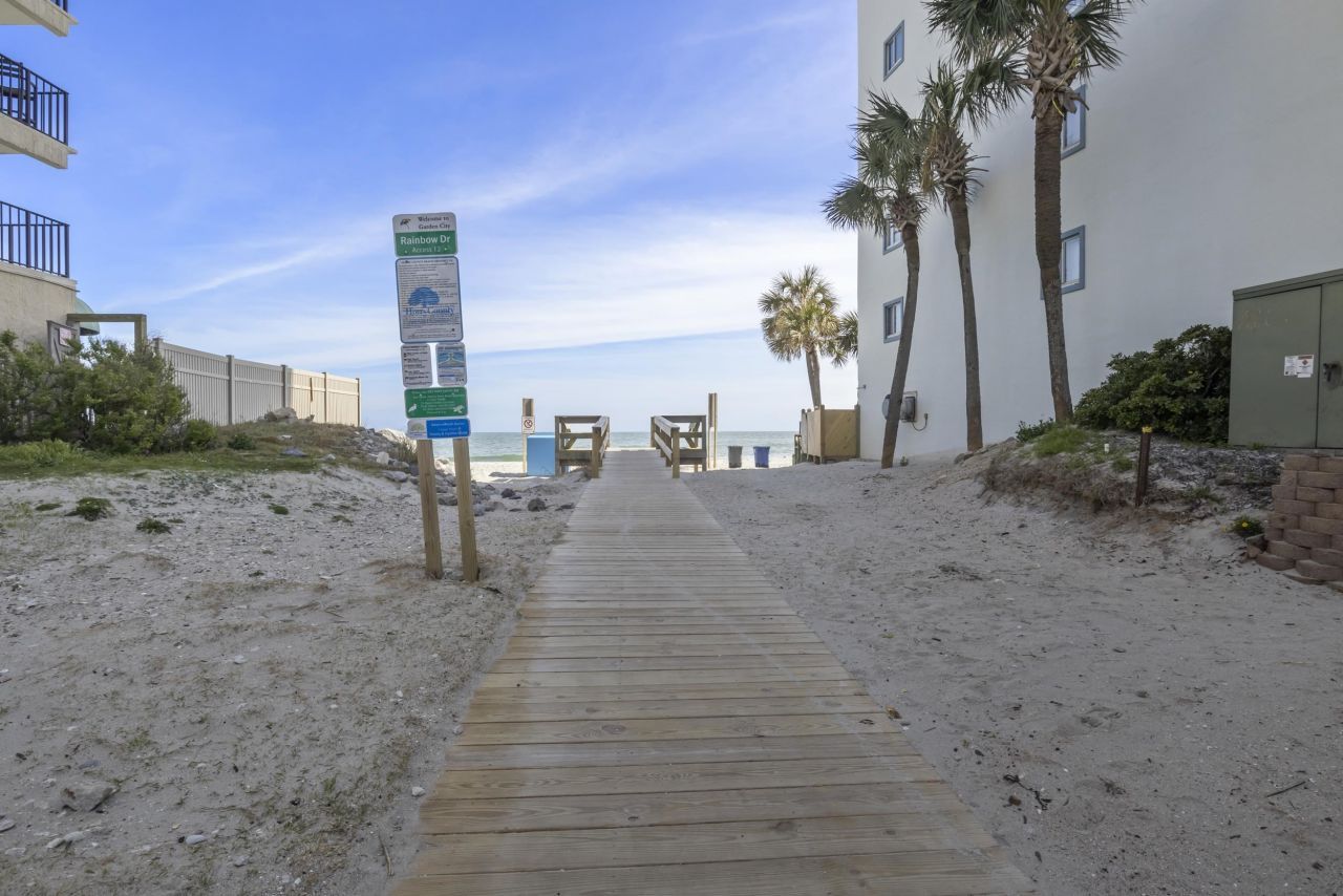 1012 N Waccamaw Dr.  Photo 31