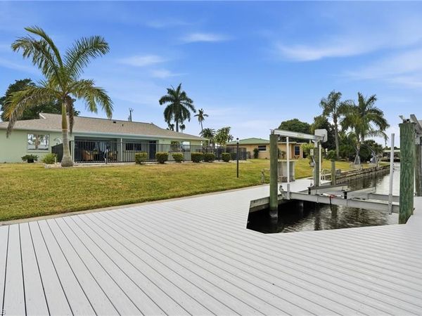 405 Tower DR, CAPE CORAL, FL 33904