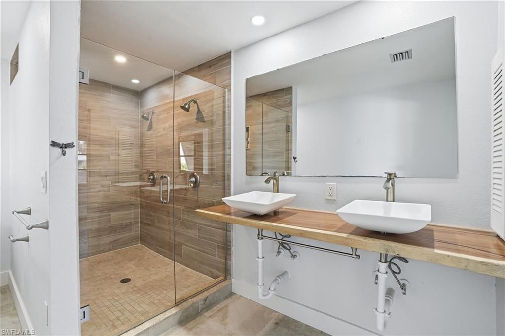 405 Tower Dr, Cape Coral, FL 33904 Photo