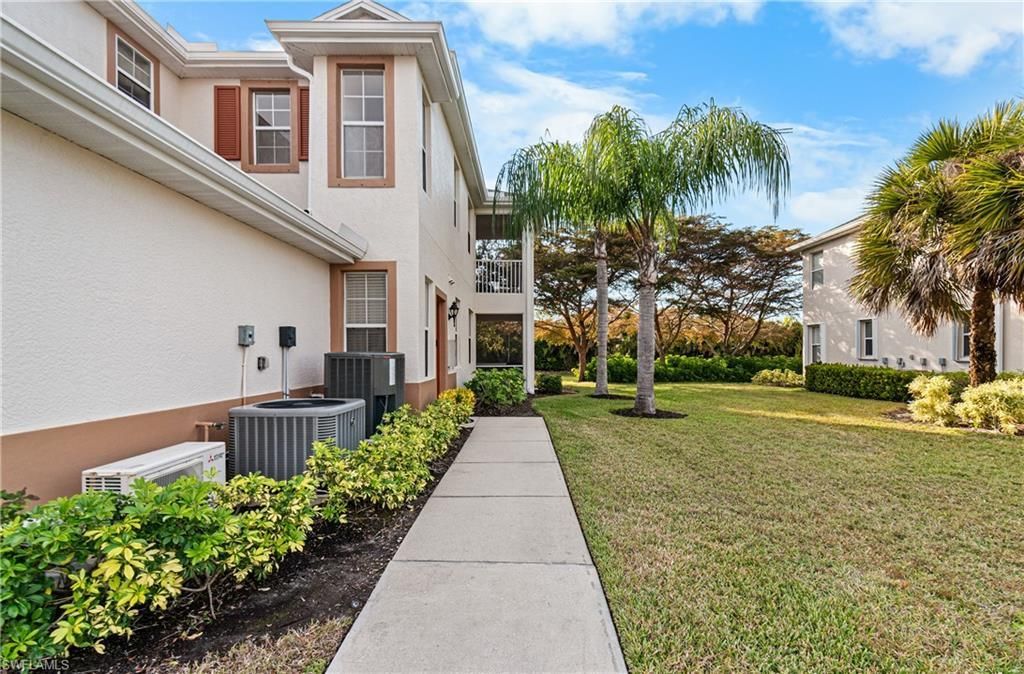 4209 Liron Ave, Unit 202, Fort Myers, FL 33916 Photo