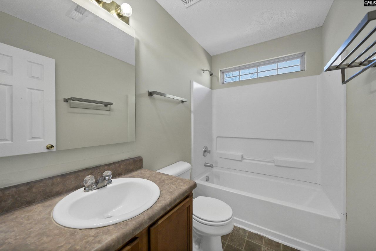 975 Murchison Drive Photo 26