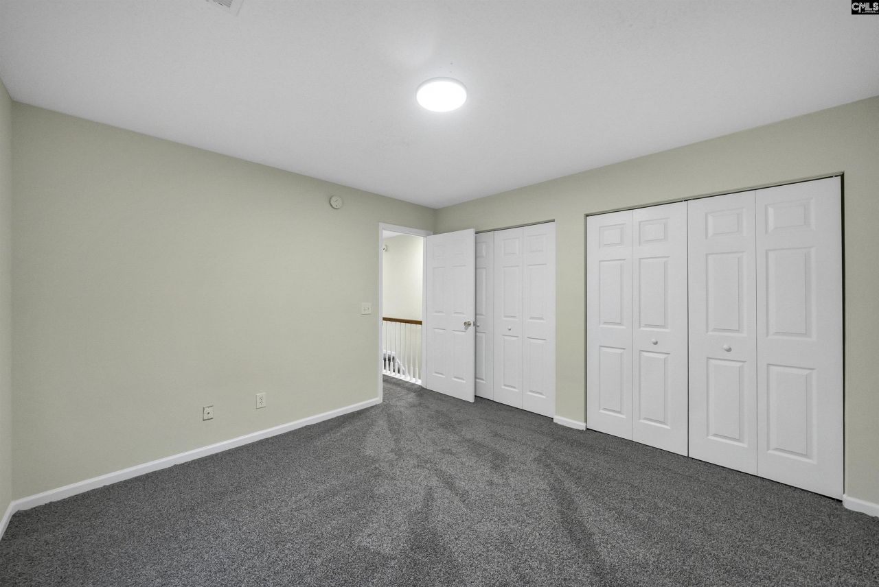 975 Murchison Drive Photo 28