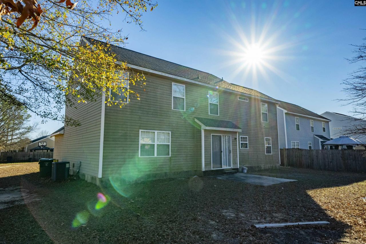 975 Murchison Drive Photo 31