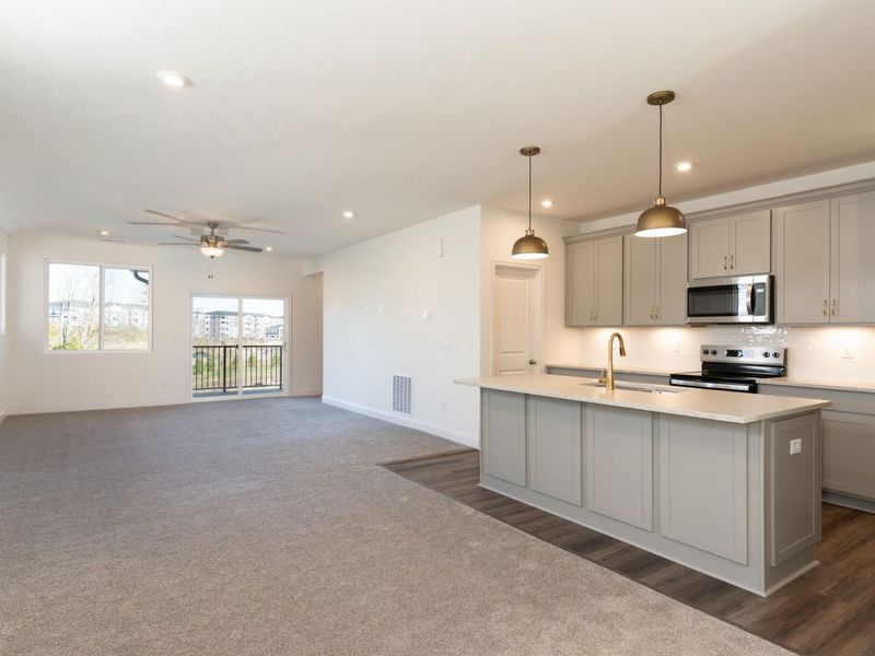 348 Cornwall Drive, Florence, KY 41042 Photo 6