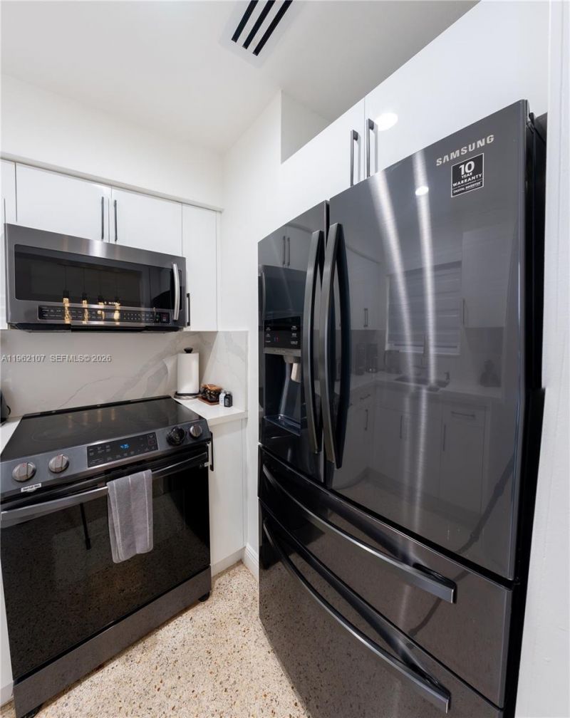 1851-1853 NW 22nd Pl, Miami, FL 33125 Photo