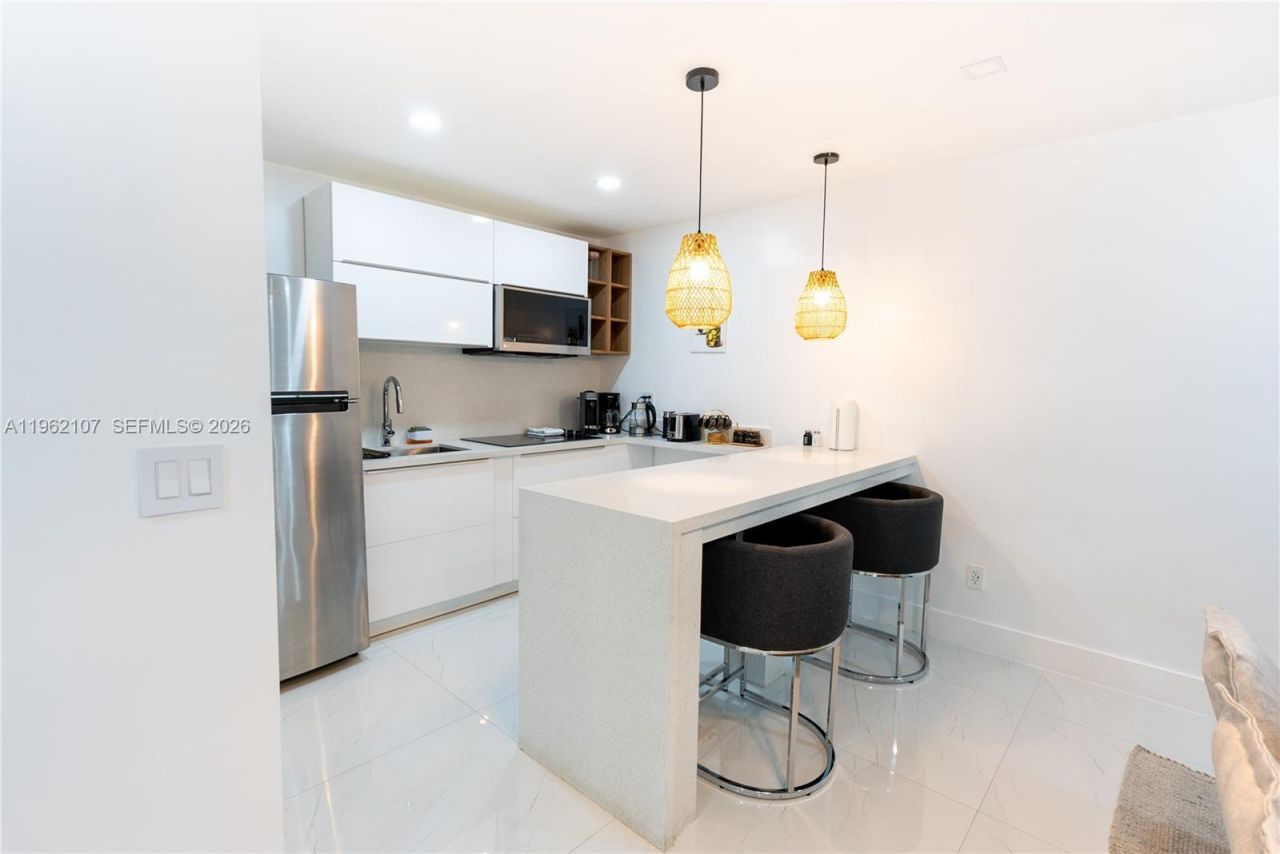 1851-1853 NW 22nd Pl, Miami, FL 33125 Photo