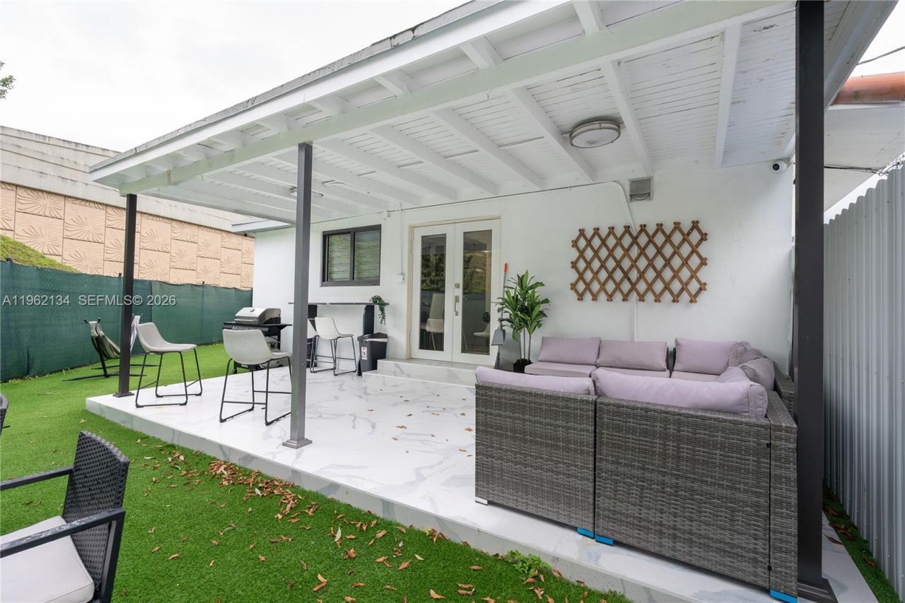 2840-2842 NW 13th St, Miami, FL 33125 Photo