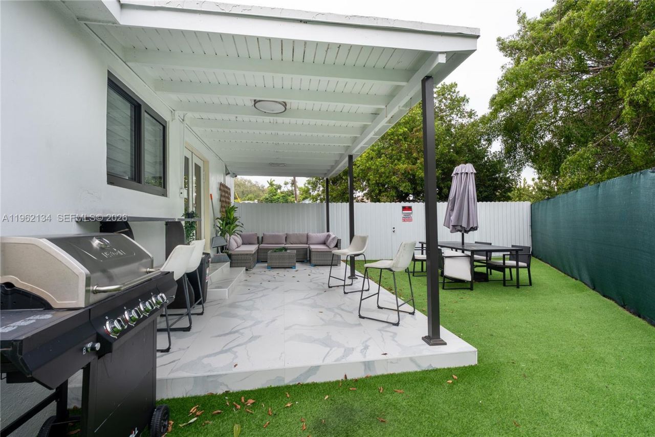 2840-2842 NW 13th St, Miami, FL 33125 Photo