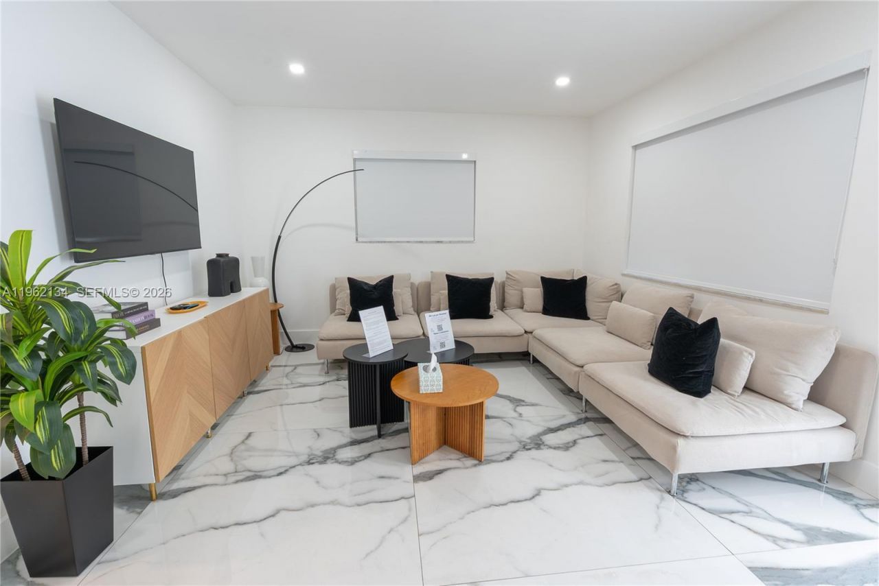 2840-2842 NW 13th St, Miami, FL 33125 Photo