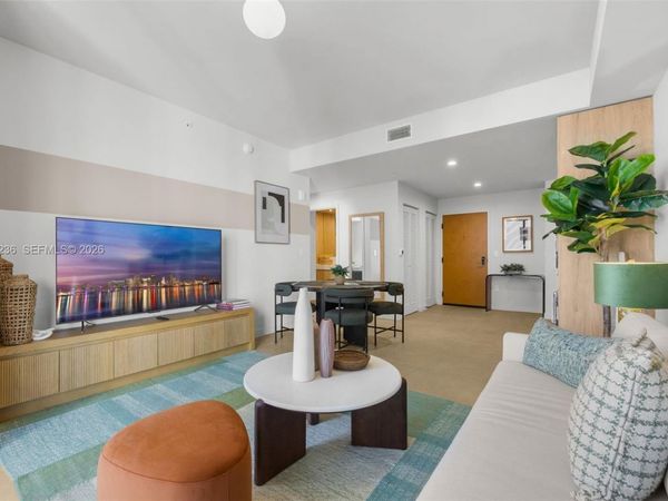 11 NE 6th St , Unit 1611, Miami, FL 33132