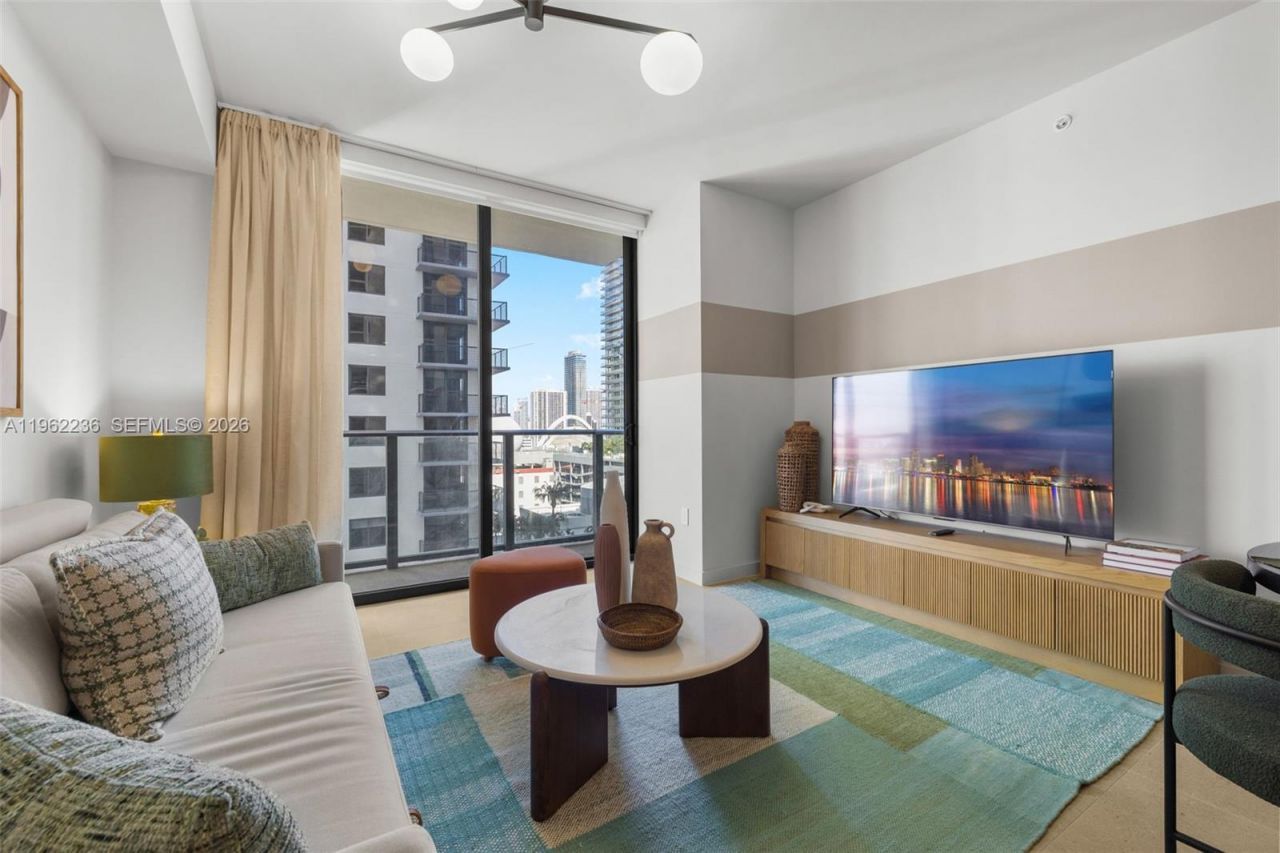 11 NE 6th St , Unit 1611, Miami, FL 33132 Photo