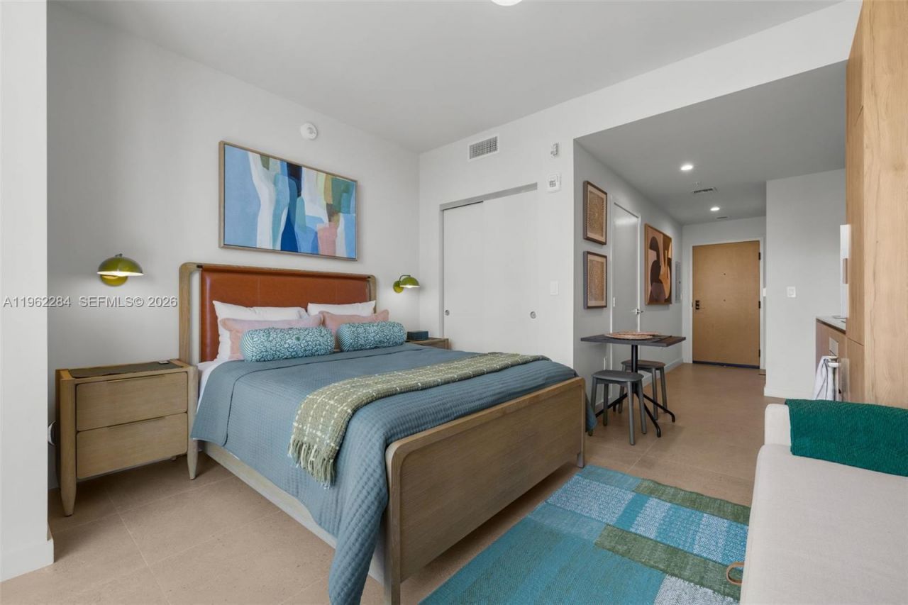 11 NE 6th St , Unit 1615, Miami, FL 33132 Photo