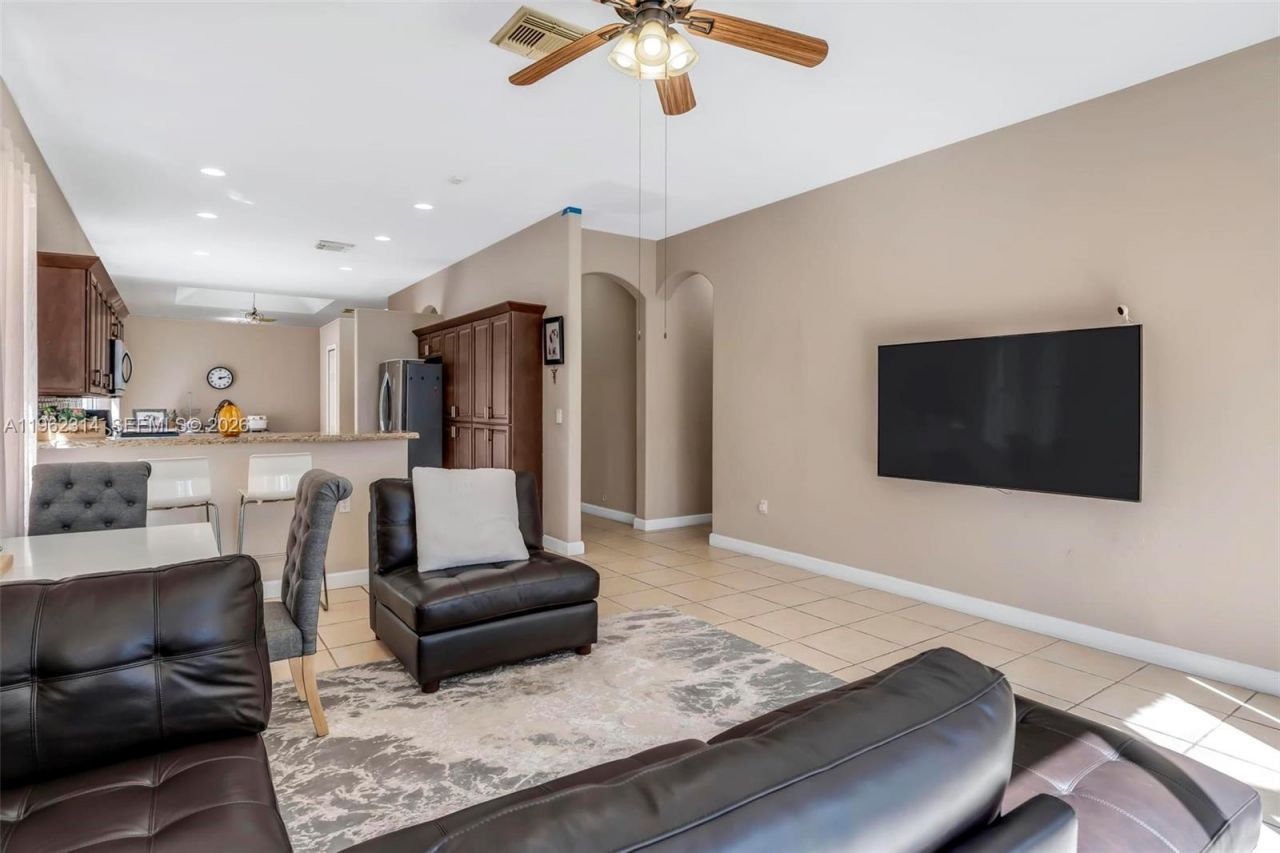 13124 SW 54th Ct, Miramar, FL 33027 Photo