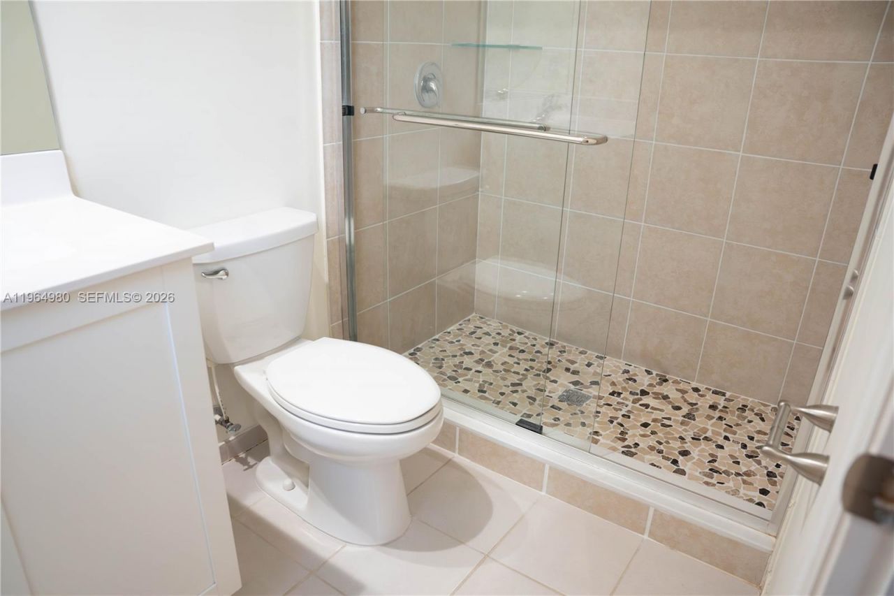 11091 W 32nd Ln, Hialeah, FL 33018 Photo