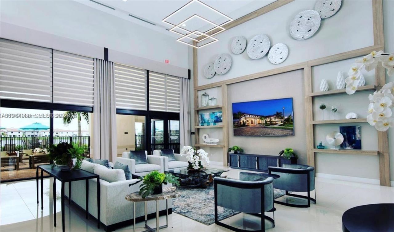 11091 W 32nd Ln, Hialeah, FL 33018 Photo