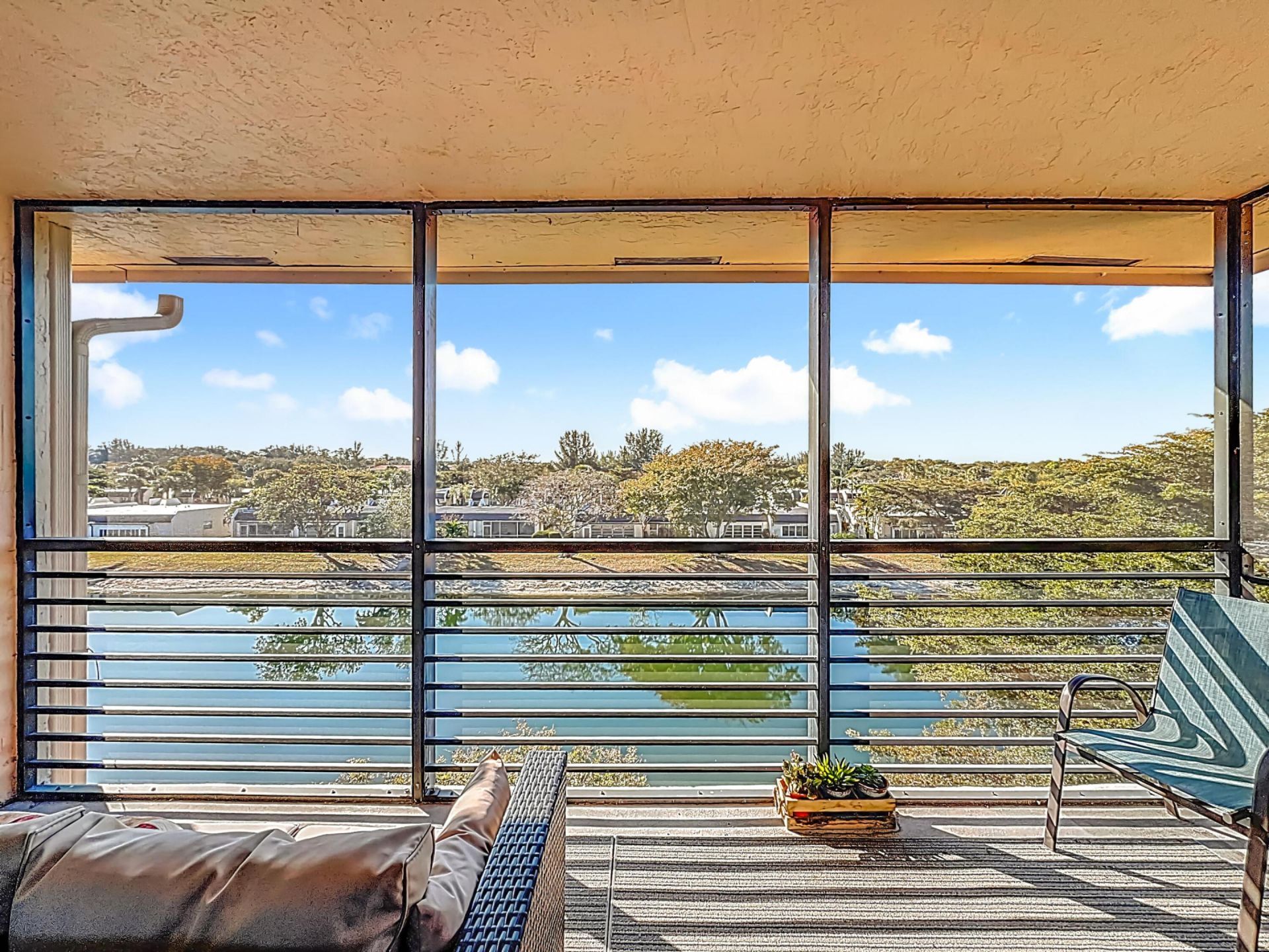 150 Lake Nancy Lane, Unit 419, West Palm Beach, FL 33411 Photo