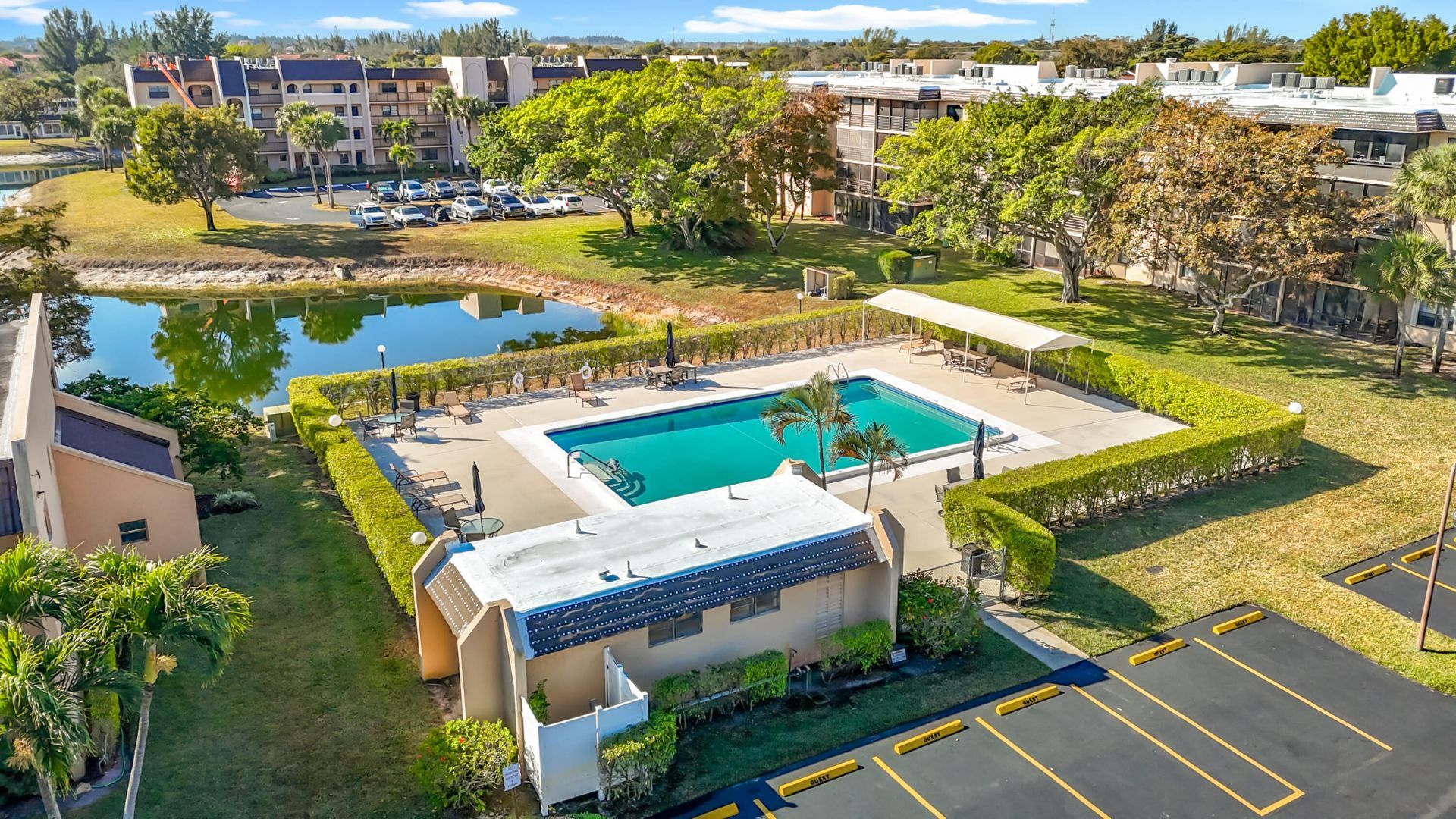 150 Lake Nancy Lane, Unit 419, West Palm Beach, FL 33411 Photo